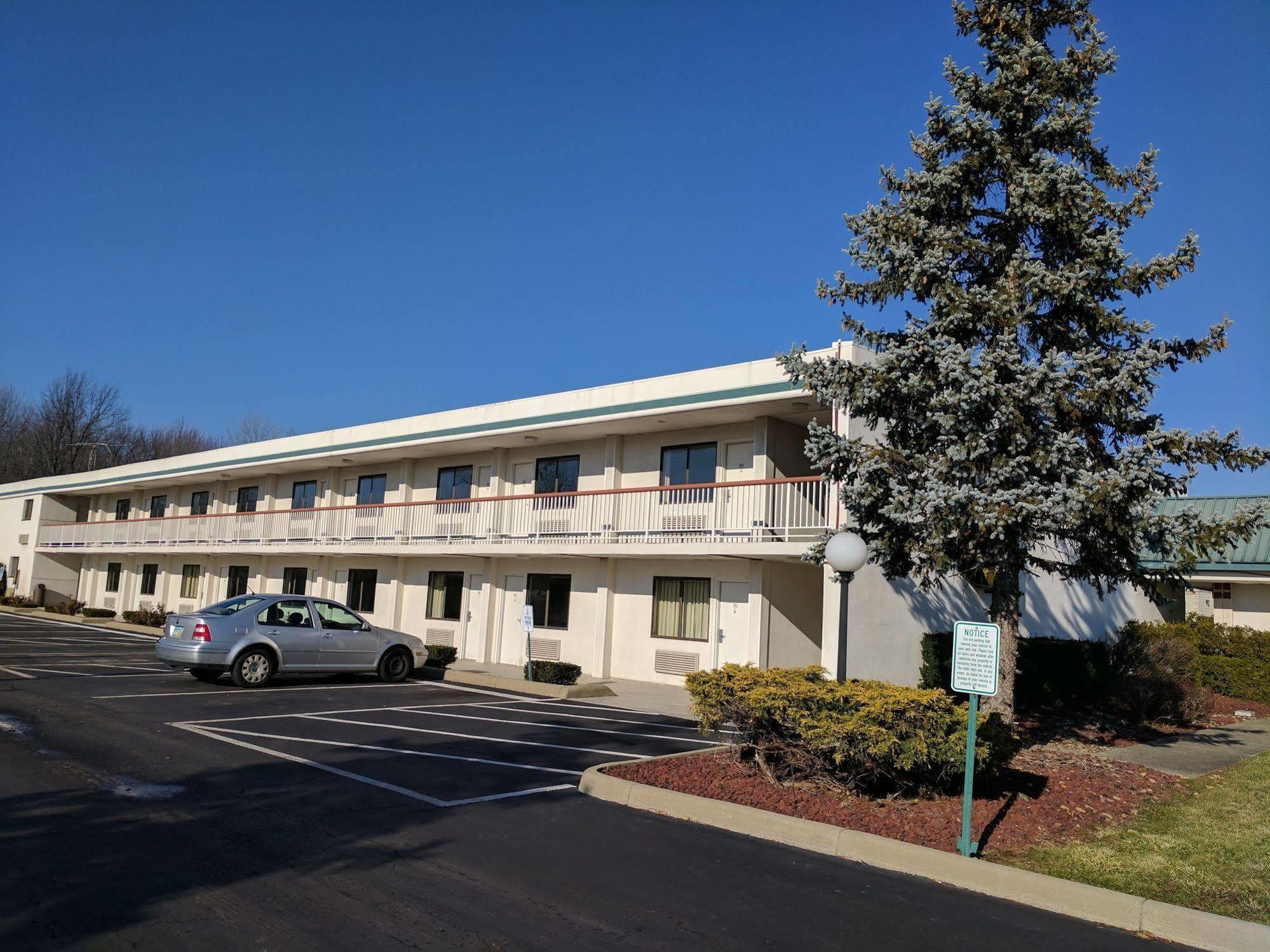 Sprucewood Inn Elyria Ngoại thất bức ảnh