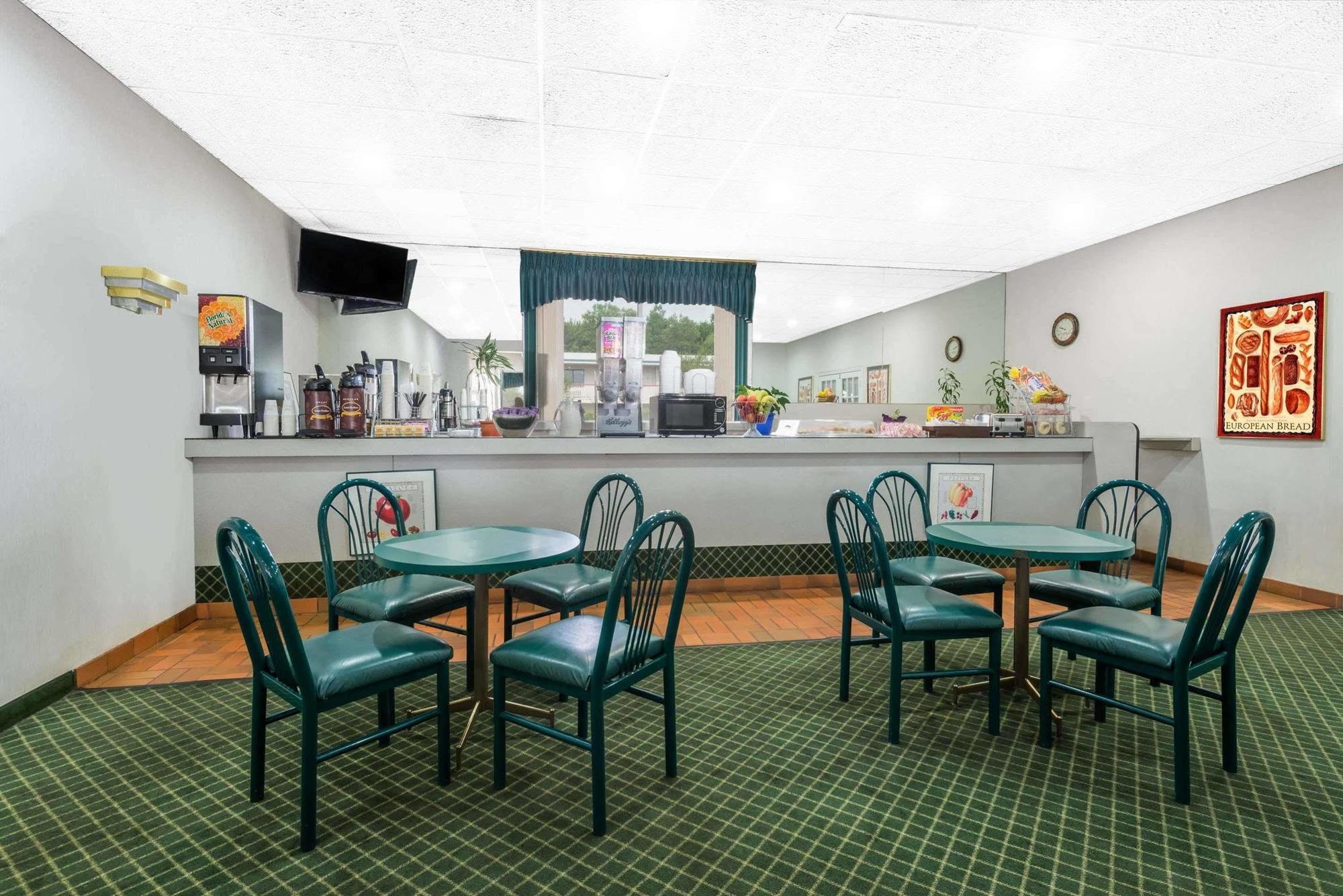 Sprucewood Inn Elyria Ngoại thất bức ảnh